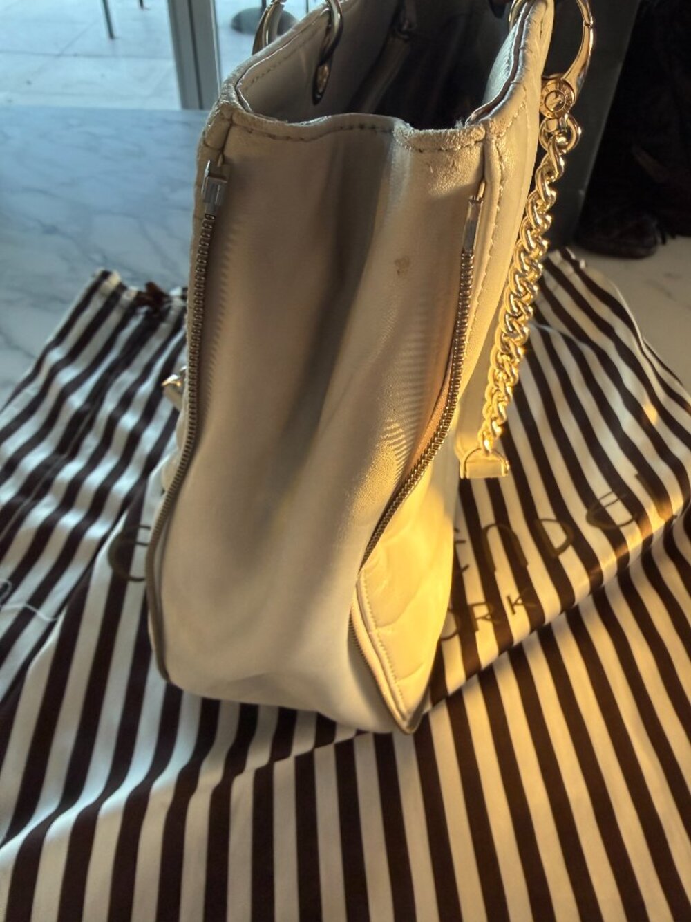 Henri Bendel No 7 Quilted Leather Tote Bag Grey - Picture 5 of 7